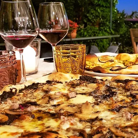 Poggio Del Bolognino Farm stay *
