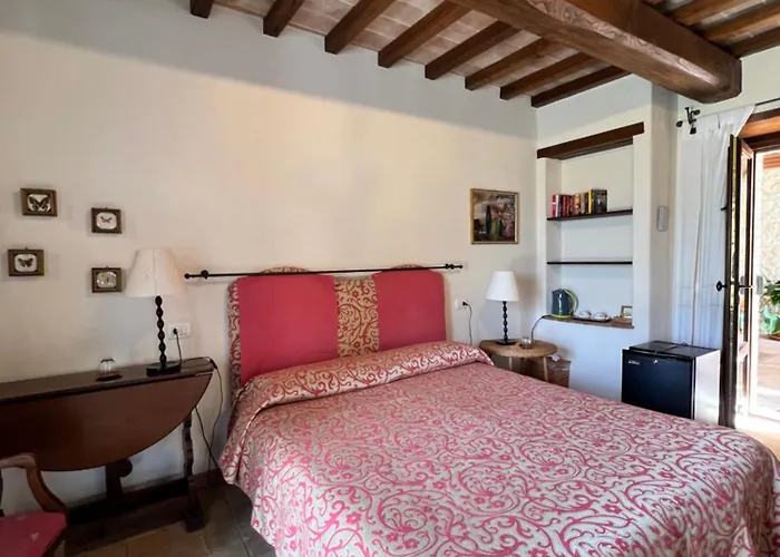 Poggio Del Bolognino Farm stay *